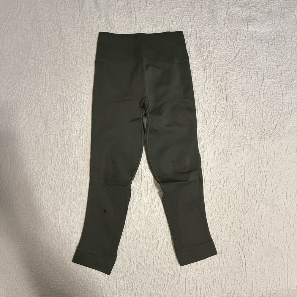 ➡️ 2 for $50! Lululemon Athletica Green Leggings High-Waist Structured